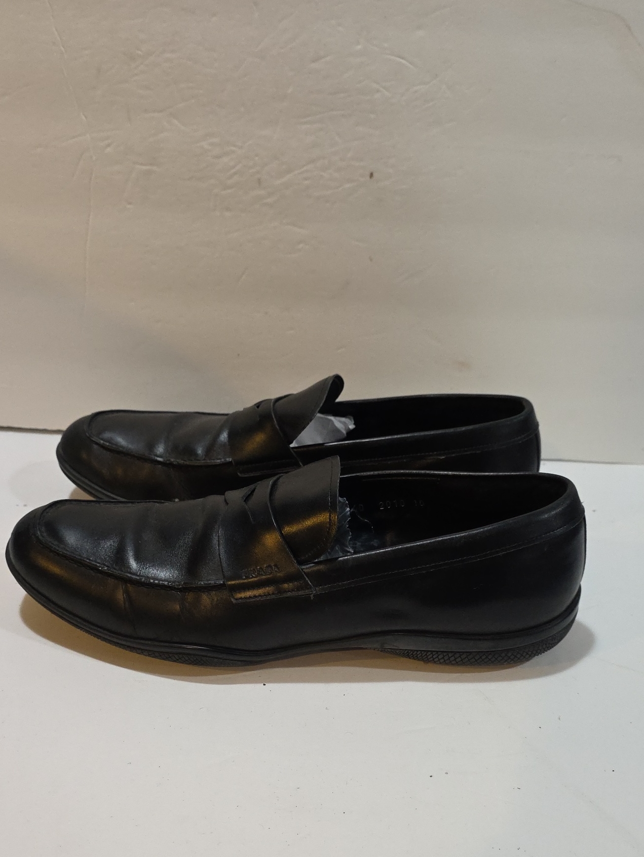 Prada Mens Classic Black Leather Men’s Slip-On Loafers Size 10 4d